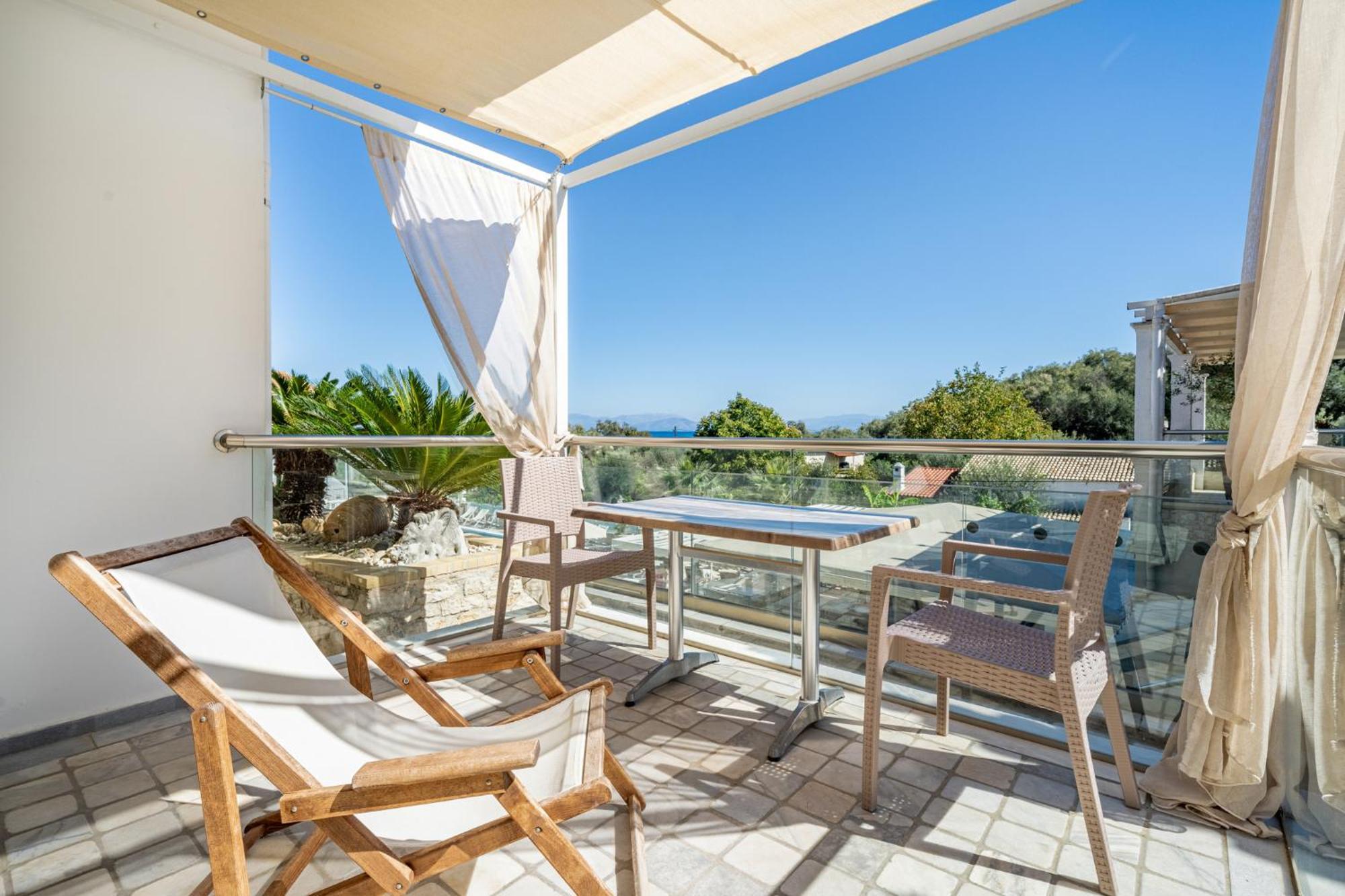 Loulass Village Aparthotel Mesongi Bagian luar foto
