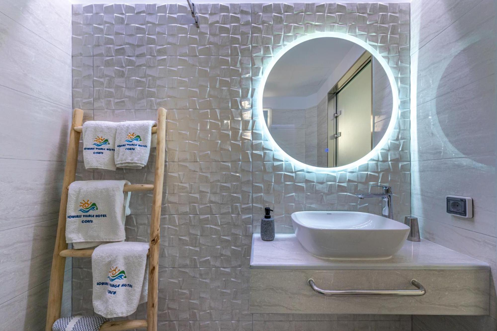 Loulass Village Aparthotel Mesongi Bagian luar foto